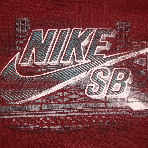 Nike SB youth sweater - Picture 2 of 5